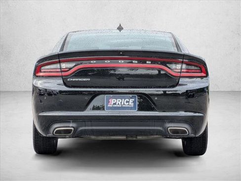 Used 2023 Dodge Charger SXT RWD image 6