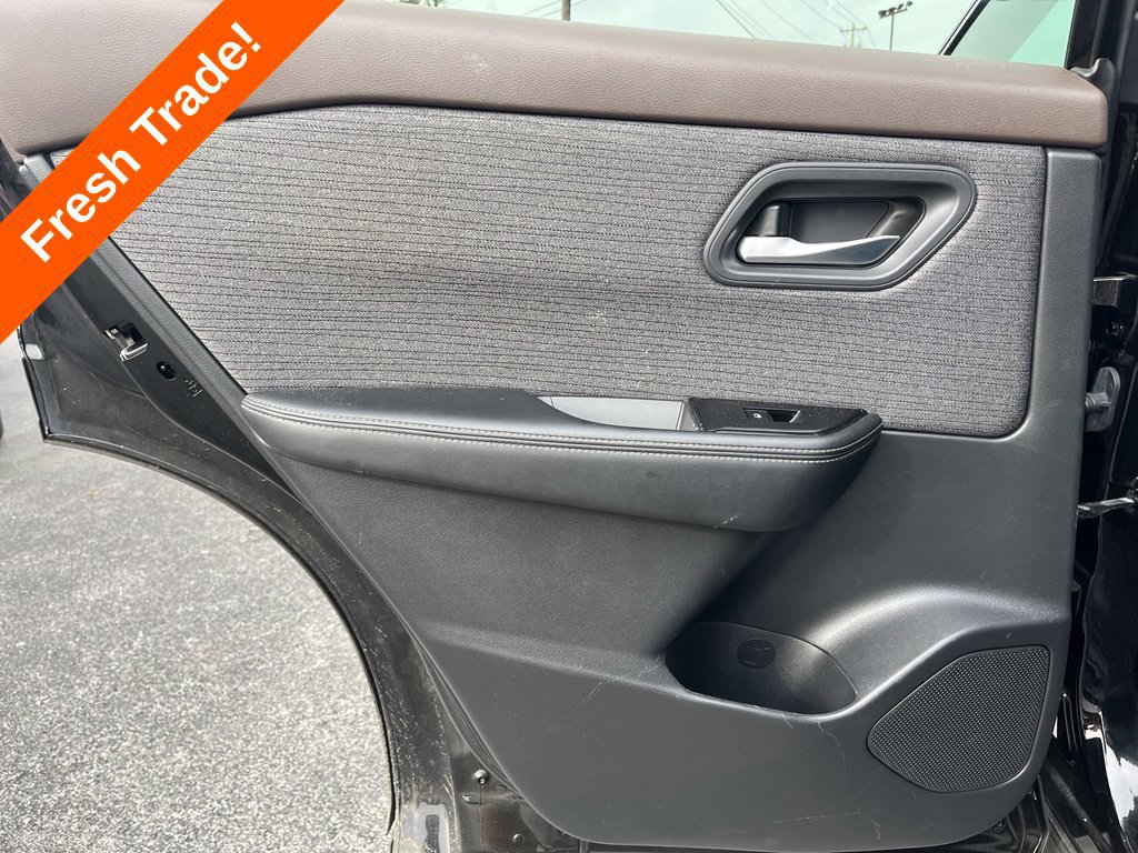Used 2021 Nissan Rogue SV AWD/4WD image 26
