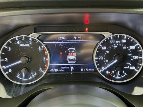 Used 2024 Nissan Rogue SV FWD image 17
