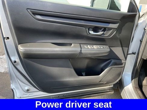 Used 2025 Honda CR-V EX image 10