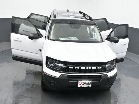 New 2025 Ford Bronco Sport Outer Banks w/ Outer Banks Tech Package+ AWD/4WD image 60
