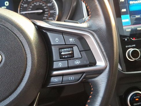 Used 2023 Subaru Crosstrek 2.5i Limited w/ Moonroof Package image 23