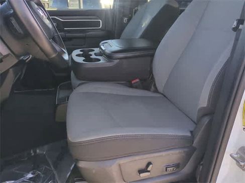 Used 2024 RAM 2500 Big Horn image 17