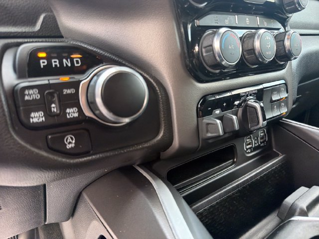 Used 2021 RAM 1500 Big Horn AWD/4WD image 25