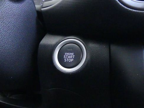 Used 2022 Hyundai Kona SEL FWD image 17