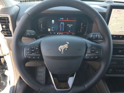 New 2026 Ford Bronco Sport Outer Banks w/ Outer Banks Tech Package+ AWD/4WD image 15