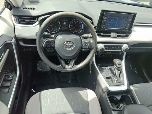 Used 2021 Toyota RAV4 XLE w/ Convenience Package AWD/4WD image 10