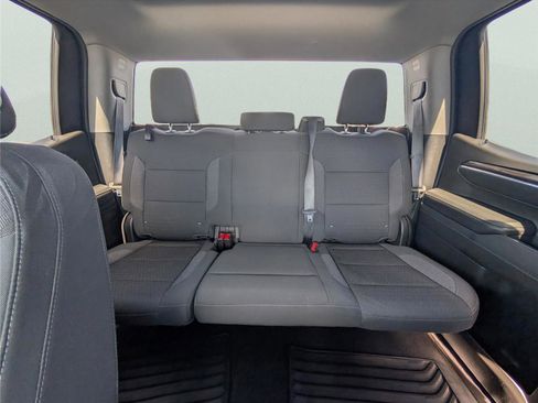 Used 2022 Chevrolet Silverado 1500 LT w/ Z71 Off-Road Package image 16