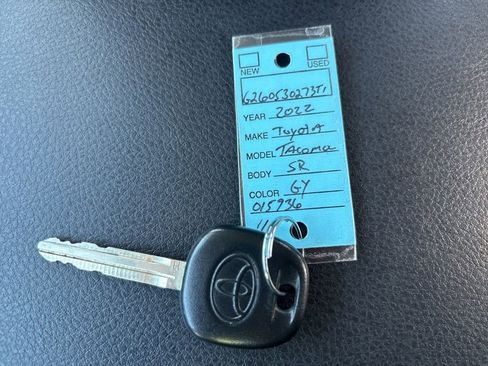 Used 2022 Toyota Tacoma SR w/ SX Package AWD/4WD image 28