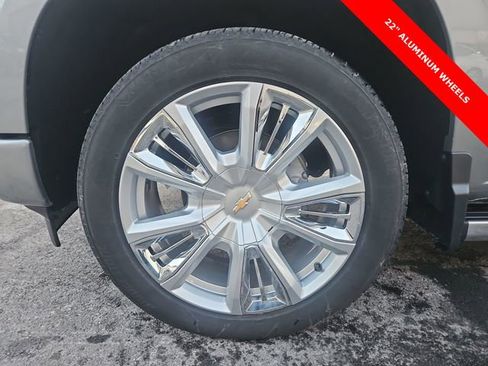 Certified 2025 Chevrolet Silverado 1500 High Country image 34
