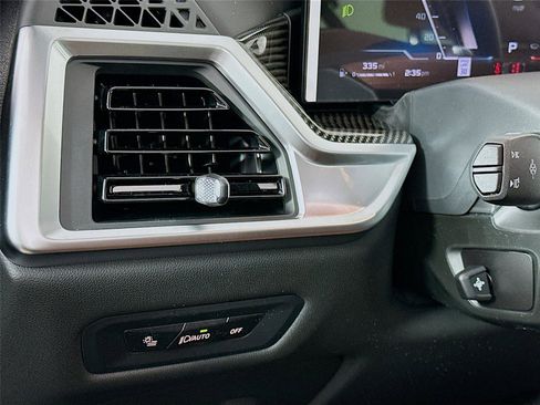 New 2026 BMW X6 M60i w/ Executive Package image 10