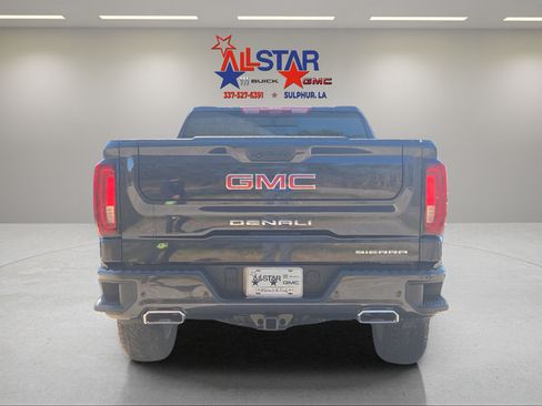 Used 2025 GMC Sierra 1500 Denali w/ Technology Package AWD/4WD image 6