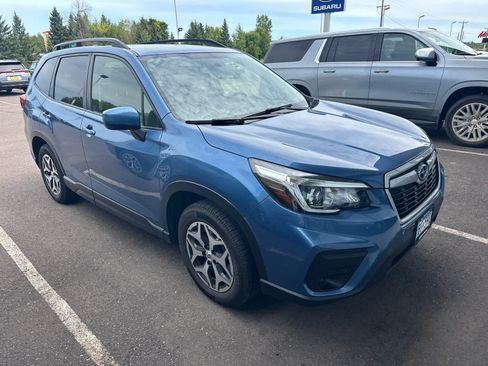 Used 2019 Subaru Forester Premium AWD/4WD image 2