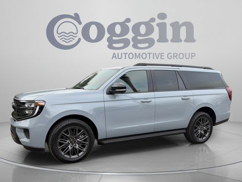 New 2026 Ford Expedition Max Platinum w/ Stealth Appearance Package AWD/4WD image 1