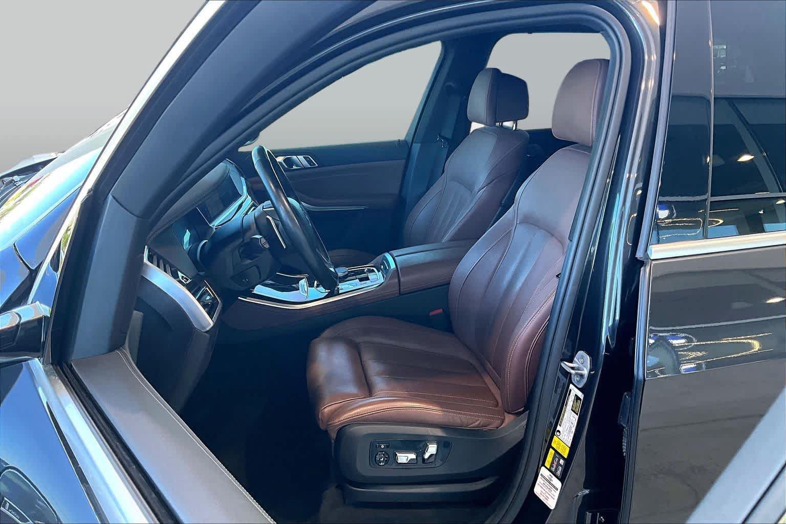Used 2022 BMW X5 xDrive45e w/ Luxury Seating Package AWD/4WD image 7
