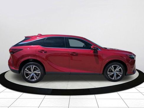 Used 2025 Lexus RX 350 FWD w/ Technology Package image 2