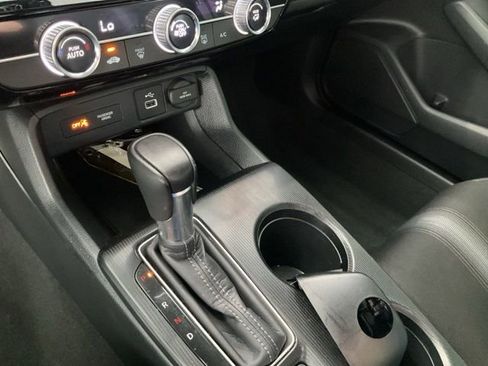 Used 2023 Honda Civic Sport image 11
