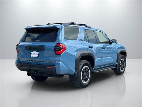 Certified 2025 Toyota 4Runner TRD Off-Road AWD/4WD image 5