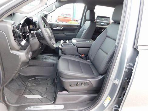 New 2026 Chevrolet Silverado 1500 LT w/ Safety Package image 18