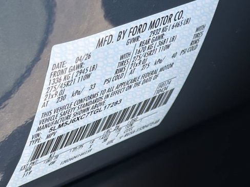 New 2026 Lincoln Aviator AWD w/ Jet Appearance Package image 33