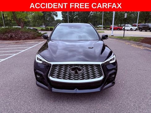 Used 2023 INFINITI QX55 Essential AWD/4WD image 2