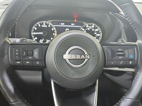 Certified 2023 Nissan Pathfinder SL w/ Black Appearance Package FWD image 14