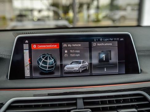 Used 2019 BMW 740i w/ M Sport Package RWD image 21
