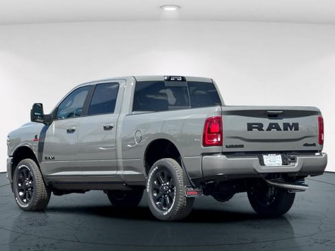 New 2026 RAM 2500 Laramie AWD/4WD image 8