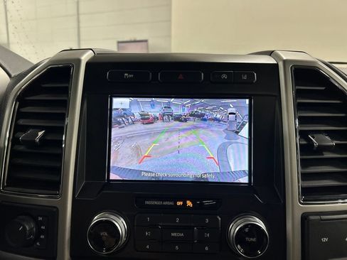 Certified 2020 Ford F150 Lariat w/ Equipment Group 502A Luxury AWD/4WD image 23