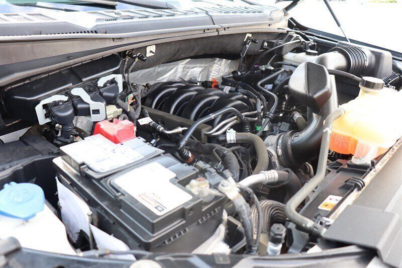 Used 2018 Ford F150 XLT w/ Equipment Group 302A Luxury AWD/4WD image 30