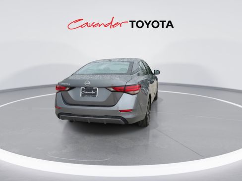 Used 2025 Nissan Sentra SV FWD image 7