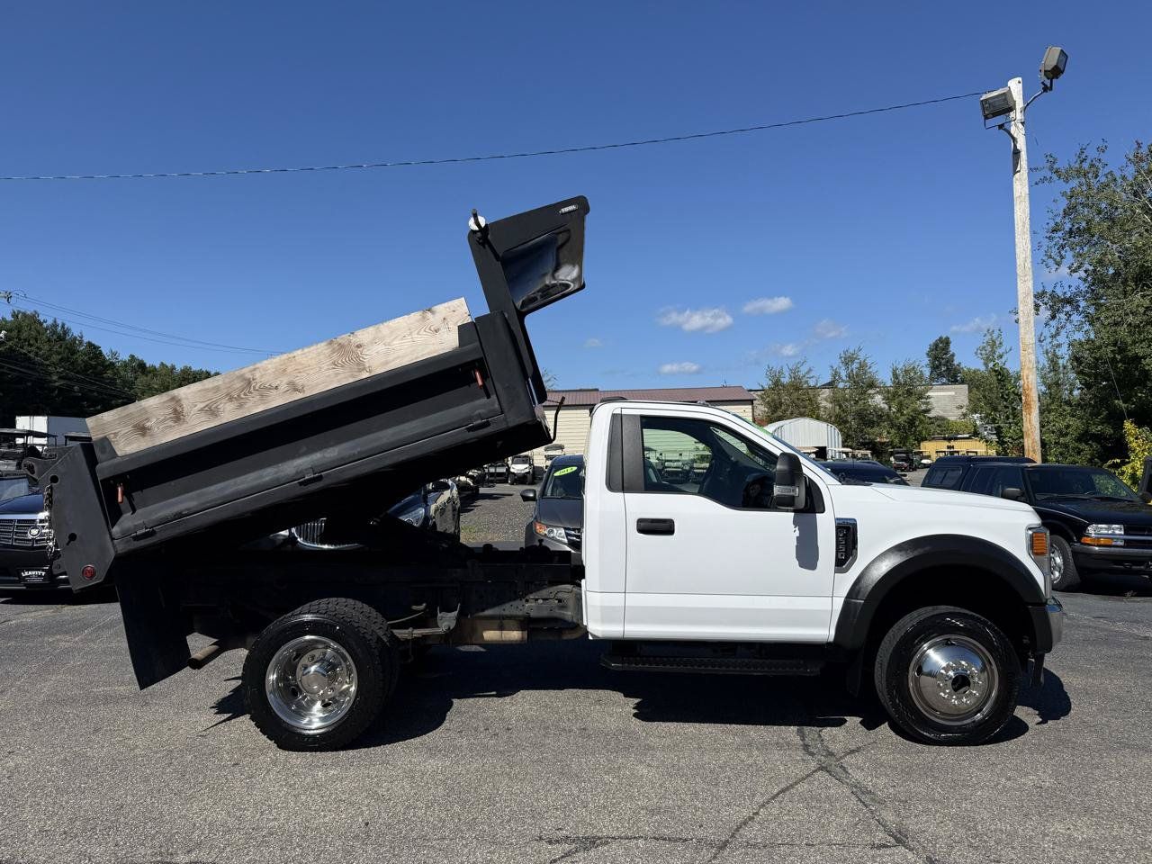 Used 2020 Ford F550 4x4 Regular Cab Super Duty w/ Power Equipment Group image 16