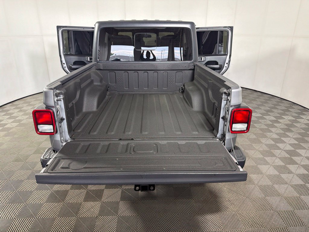 Used 2020 Jeep Gladiator Sport w/ Quick Order Package 24S AWD/4WD image 22