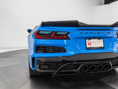 Used 2023 Chevrolet Corvette Z06 w/ Stealth Interior Trim Package RWD image 93