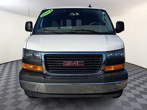 Used 2024 GMC Savana 2500 w/ Driver Convenience Package RWD image 2