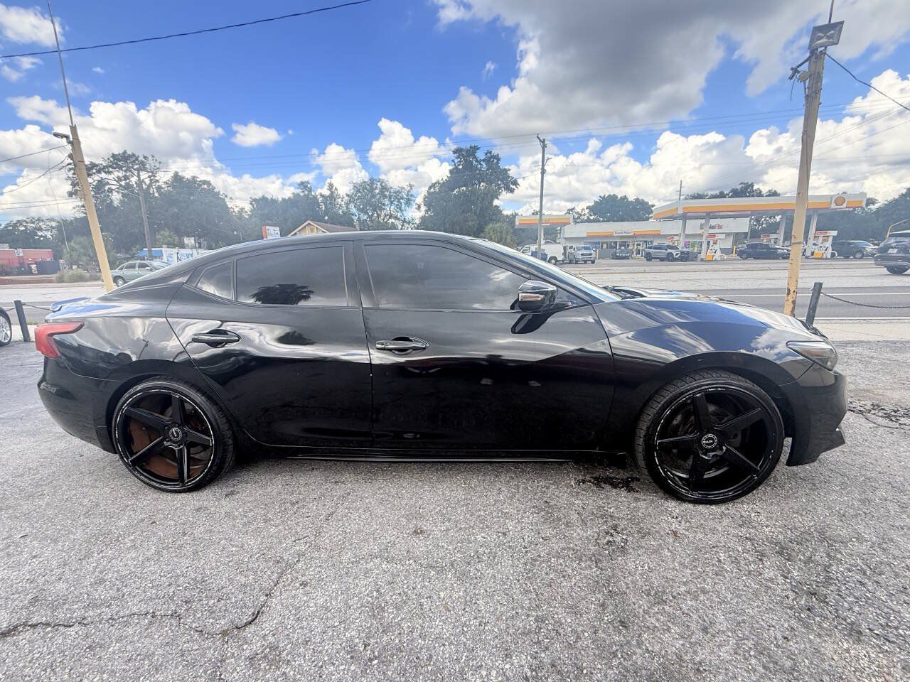 Used 2016 Nissan Maxima 3.5 SV w/ Interior Lighting Package FWD image 10