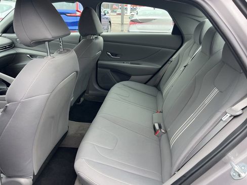 Used 2023 Hyundai Elantra SEL w/ Convenience Package image 23