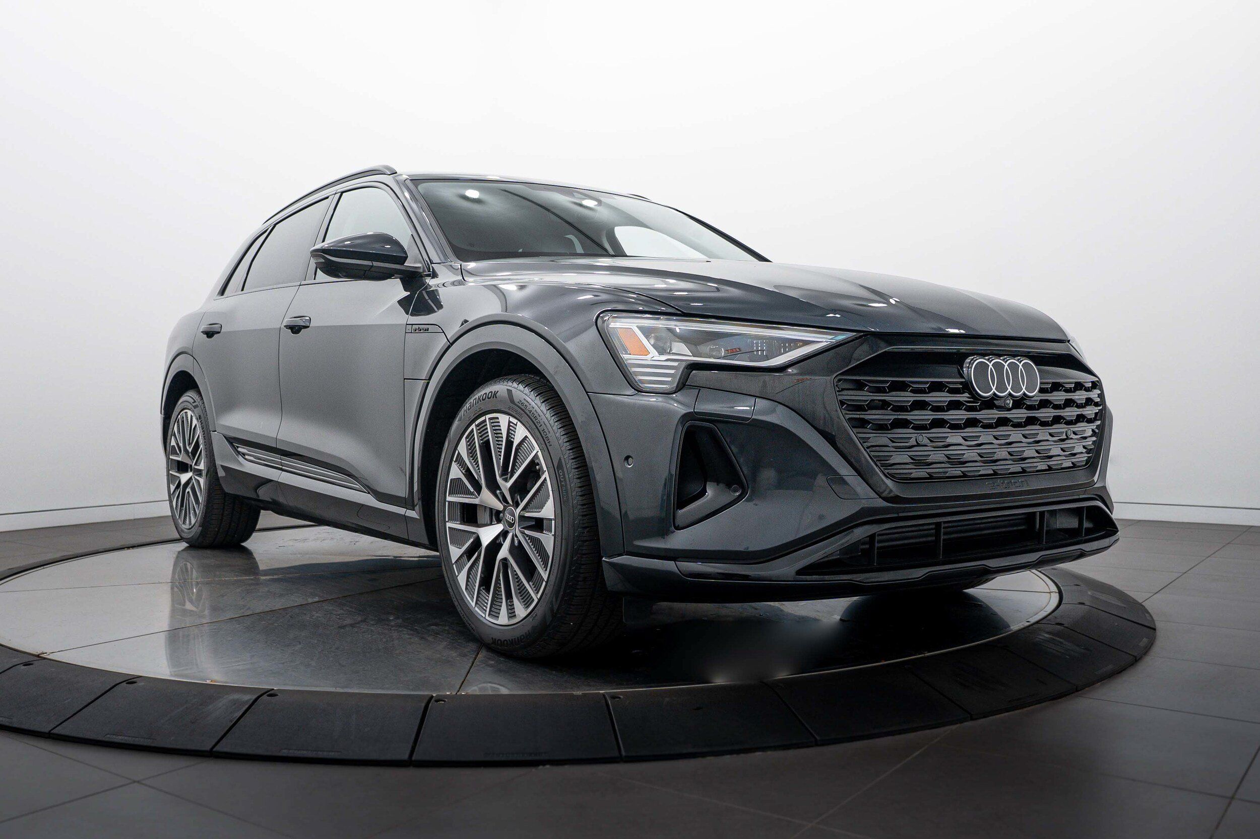 Certified 2024 Audi Q8 e-tron Prestige w/ Prestige Package AWD/4WD image 1