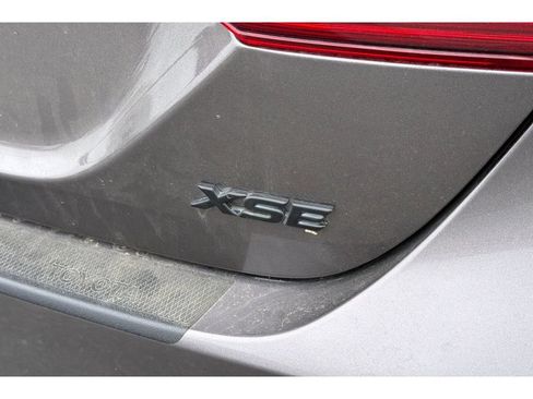 Used 2024 Toyota Camry XSE FWD image 7