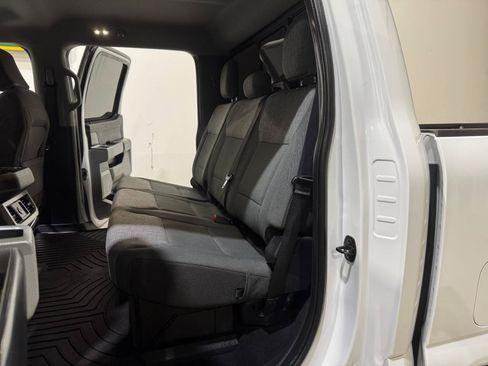 Used 2023 Ford F250 XLT w/ XLT Premium Package AWD/4WD image 18