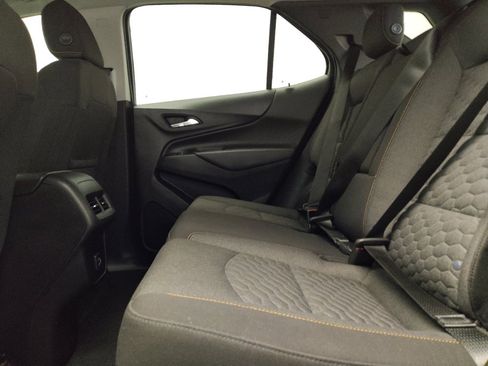 Used 2020 Chevrolet Equinox LT FWD image 18