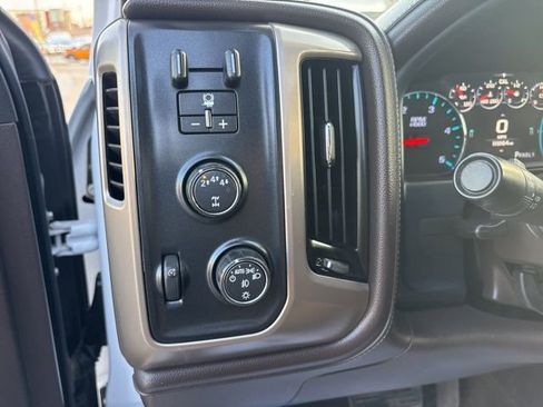 Used 2018 GMC Sierra 3500 Denali w/ Duramax Plus Package image 15