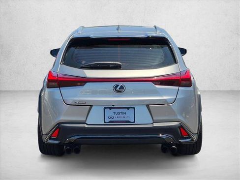 Used 2019 Lexus UX 200 FWD image 7