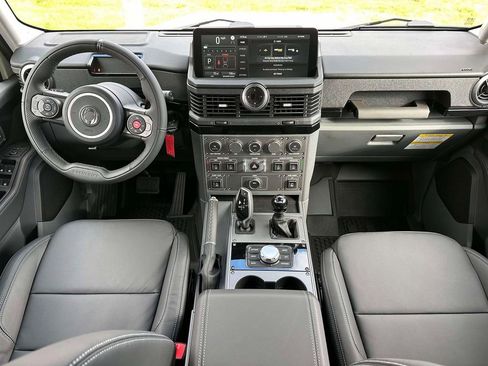 New 2025 INEOS Grenadier AWD/4WD image 13