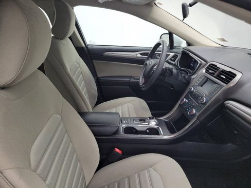 Used 2018 Ford Fusion S image 21