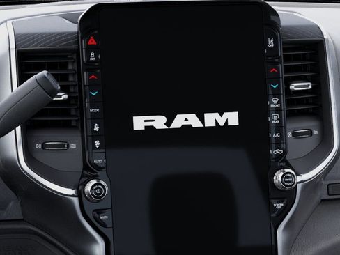 New 2025 RAM 2500 Laramie AWD/4WD image 18