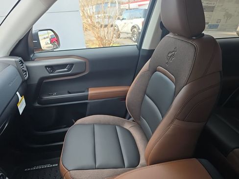 New 2026 Ford Bronco Sport Outer Banks w/ Sasquatch Outer Banks Package AWD/4WD image 29