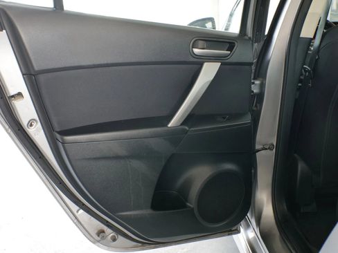 Used 2010 MAZDA MAZDA3 s Sport image 29