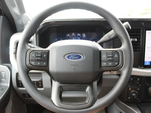 New 2026 Ford F250 XLT w/ XLT Premium Package AWD/4WD image 23