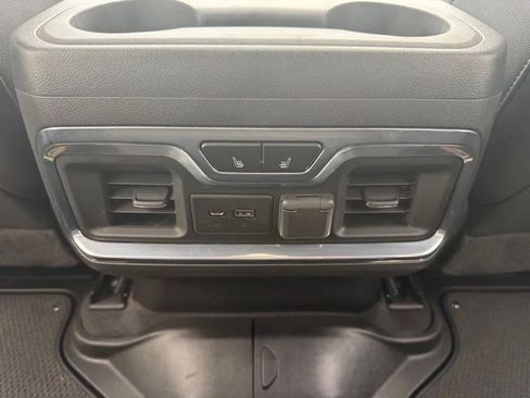 Used 2021 GMC Sierra 1500 AT4 w/ AT4 Preferred Package AWD/4WD image 30